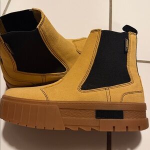 Puma Mayze Chelsea, suede ankle boots